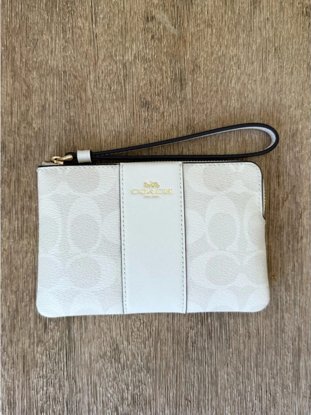 Coach Signature Canvas Wristlet NWT Chalk White Gold Zip Pouch - Picture 2 of 6
